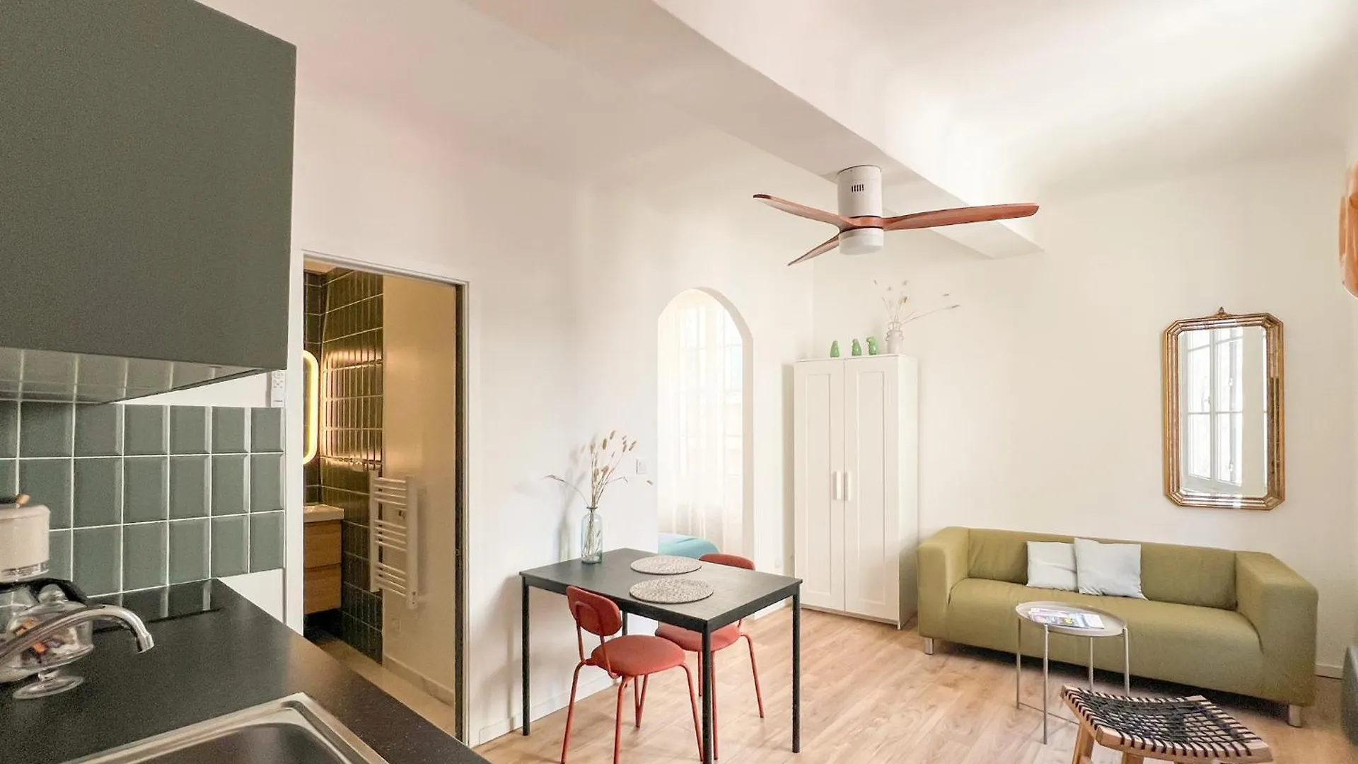 Appartement Dans Le Coeur Du Centre-Ville De Toulon A 300 M Du Port 0*,